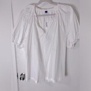 Old Navy bubble short sleeve top in white